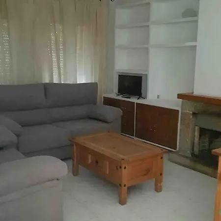 Adosado Dr Fleming 12 * Poyales Del Hoyo